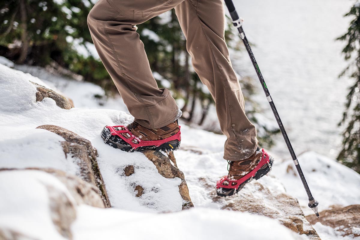 Hiking in snow with Kahtoola MicroSpikes