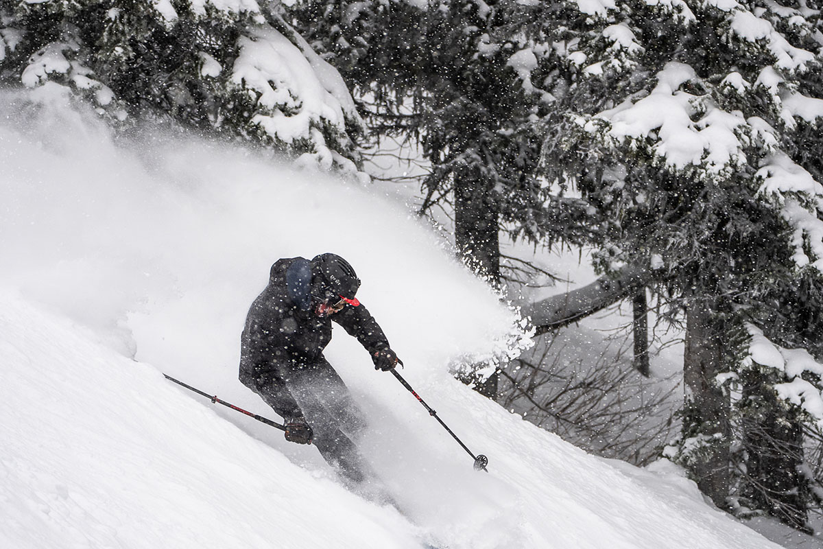 Ski jacket (skiing in deep powder)