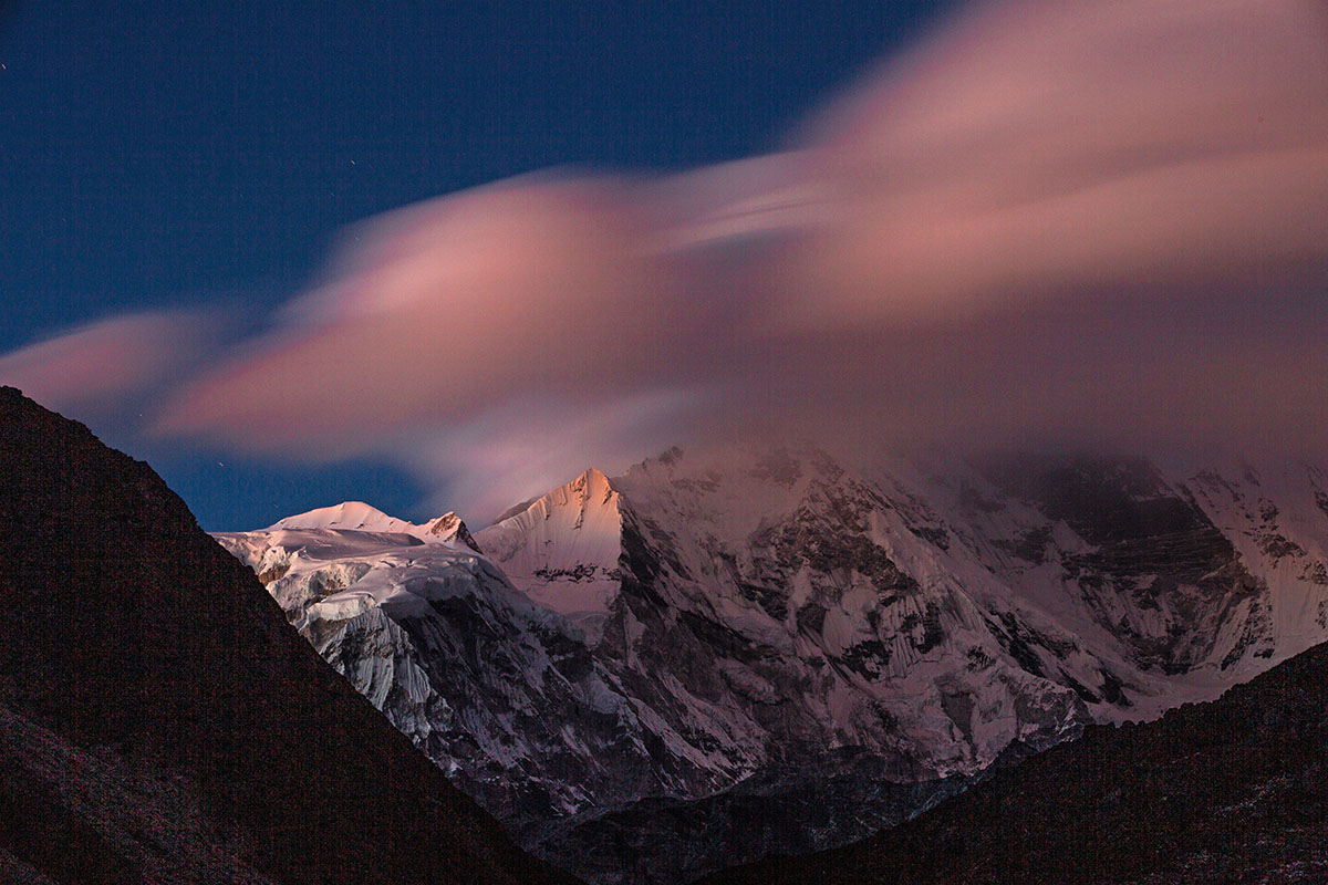 Nepal Trek (Sunset on Cho Oyu)