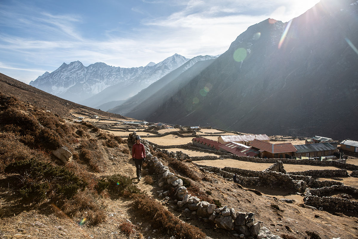 Nepal Trek (walking over Lungden)