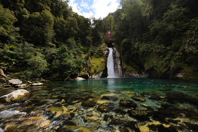  New Zealand Travel - Milford Track Waterfall