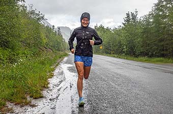 Arc'teryx Norvan Shell Jacket (running in rain)