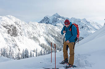 Arc'teryx Proton LT (zipping up jacket while backcountry skiing)