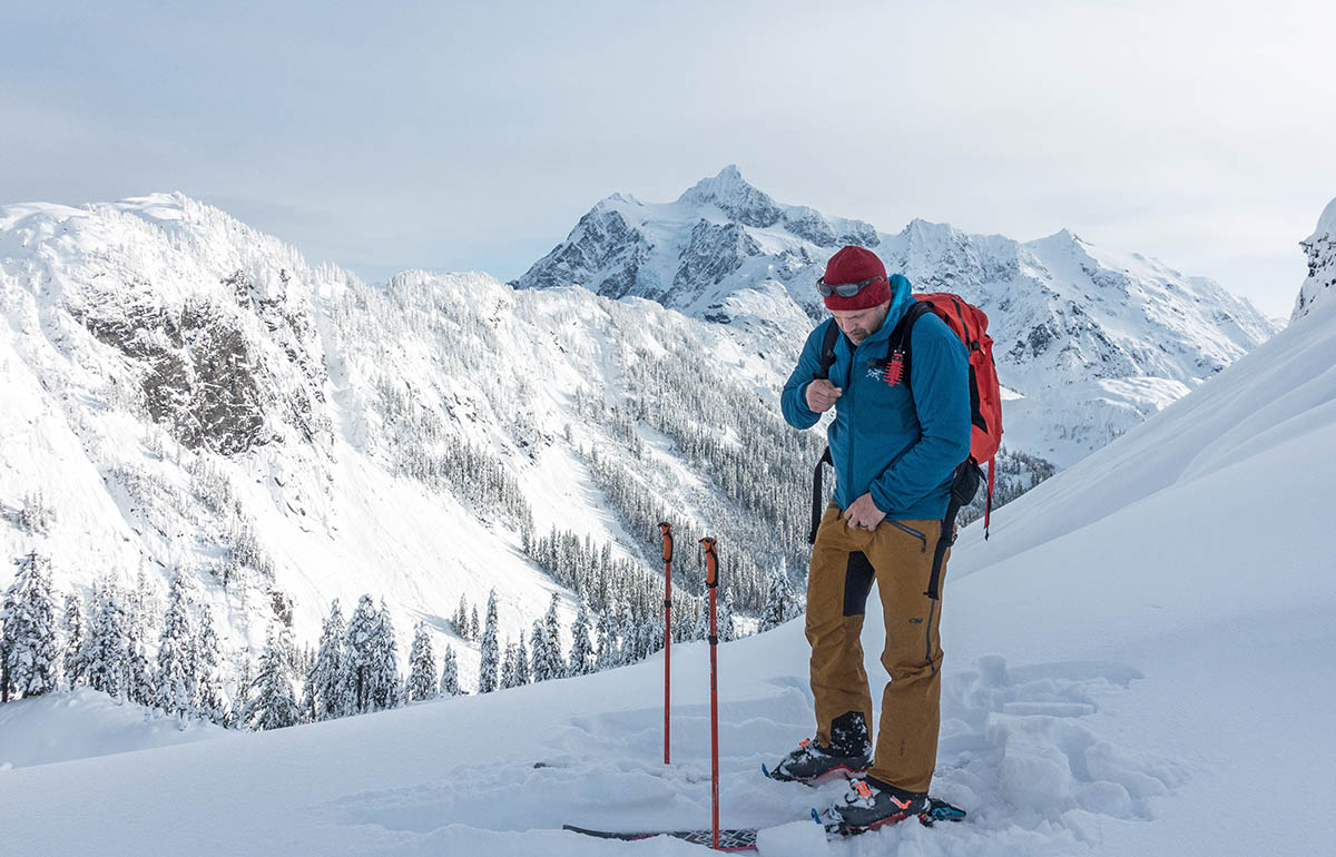 Arc'teryx Proton LT (zipping up jacket while backcountry skiing)