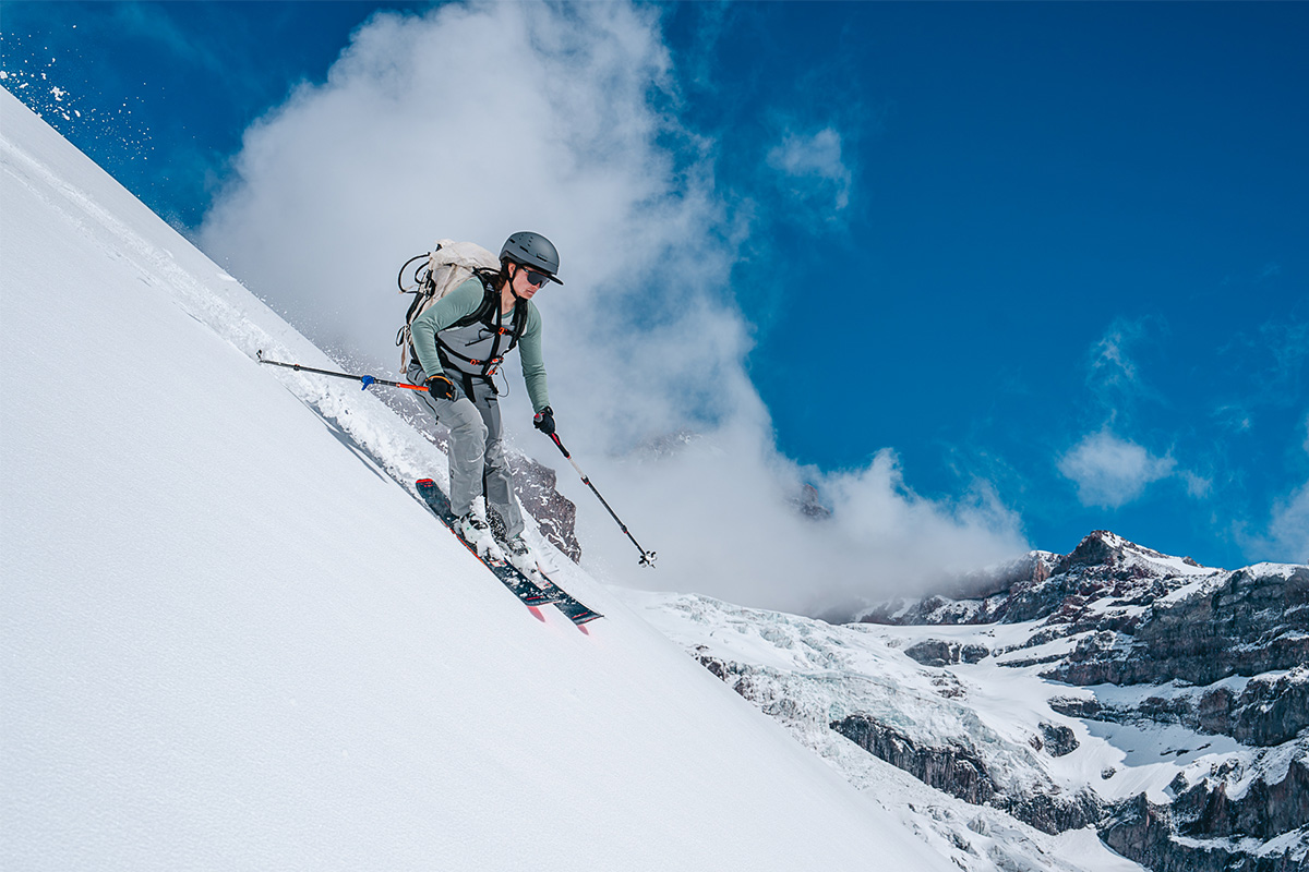 Backcountry ski checklist (skiing in mountains)