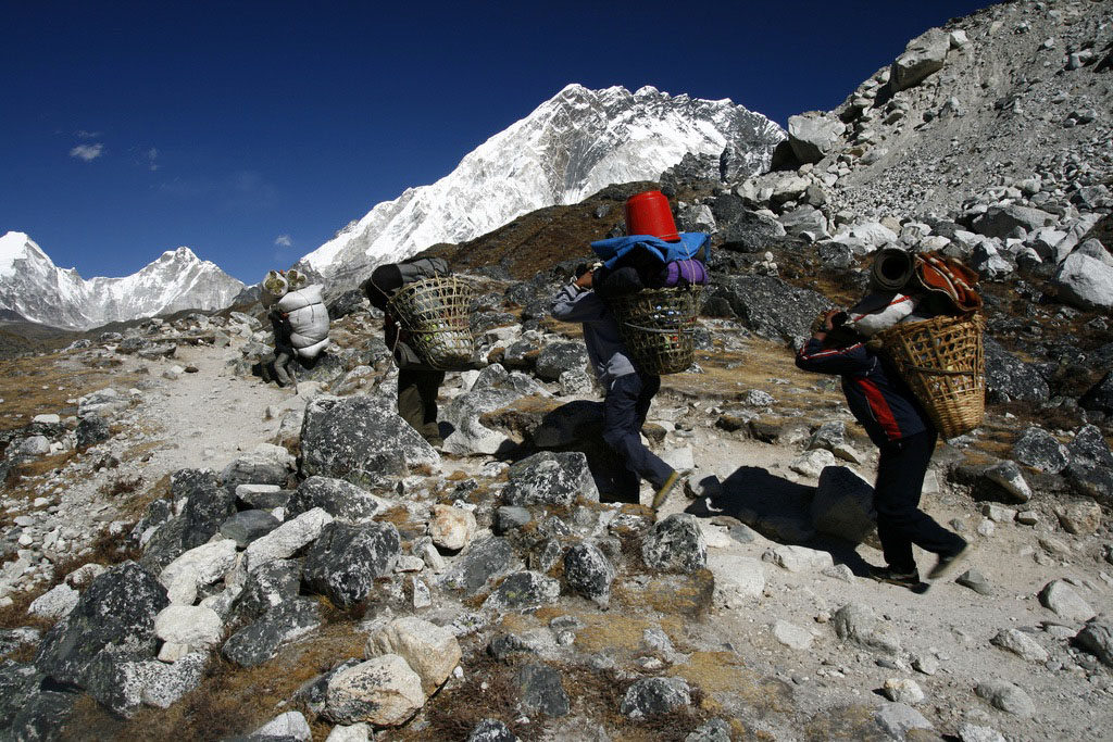 Options to hire and buy trekking gears in Nepal