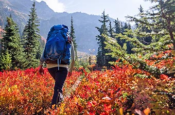 Osprey Exos 58 (hiking through fall colors)