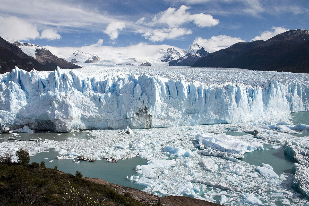 El Calafate & Perito Moreno Glacier: all you need to know - Tales From The  Lens