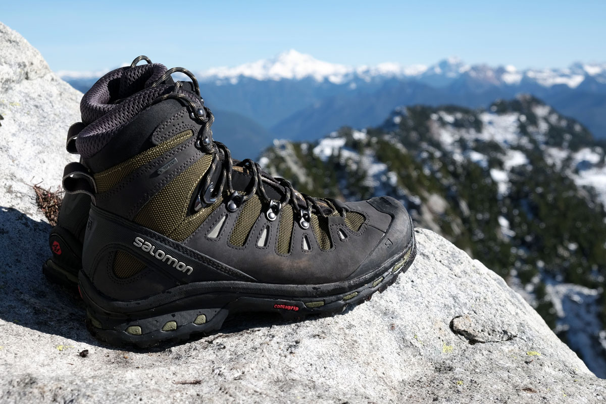 solomon quest hiking boots