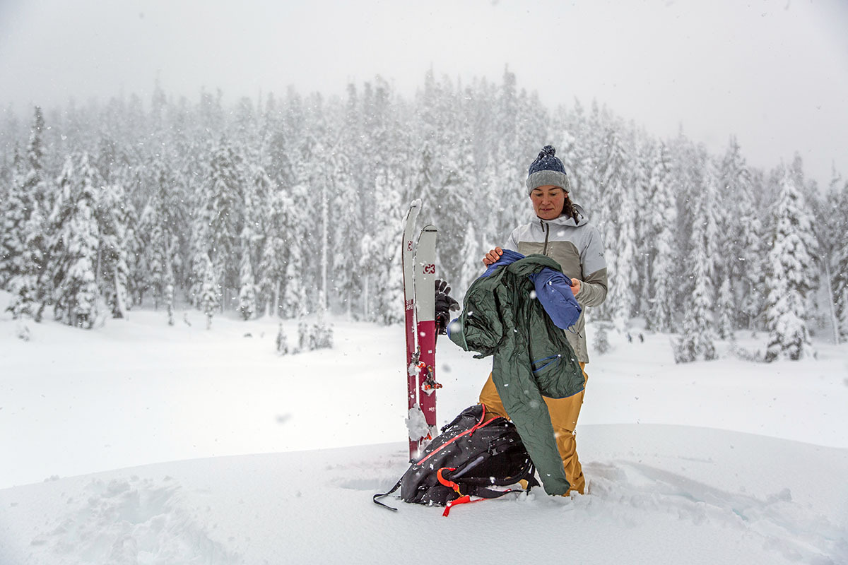The Ultimate Buying Guide for Women's Plus Size Ski & Snowboard Pants - Blog