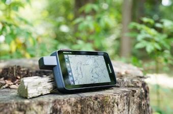 Handheld GPS (mapping with the Garmin Montana 700i)